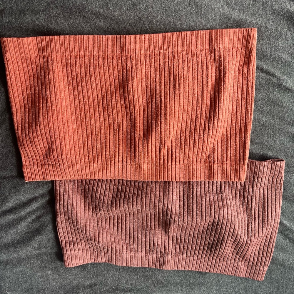 5/35$ or 10/60$

Set of Two Bandeau Tops (No Strap) - Never Worn